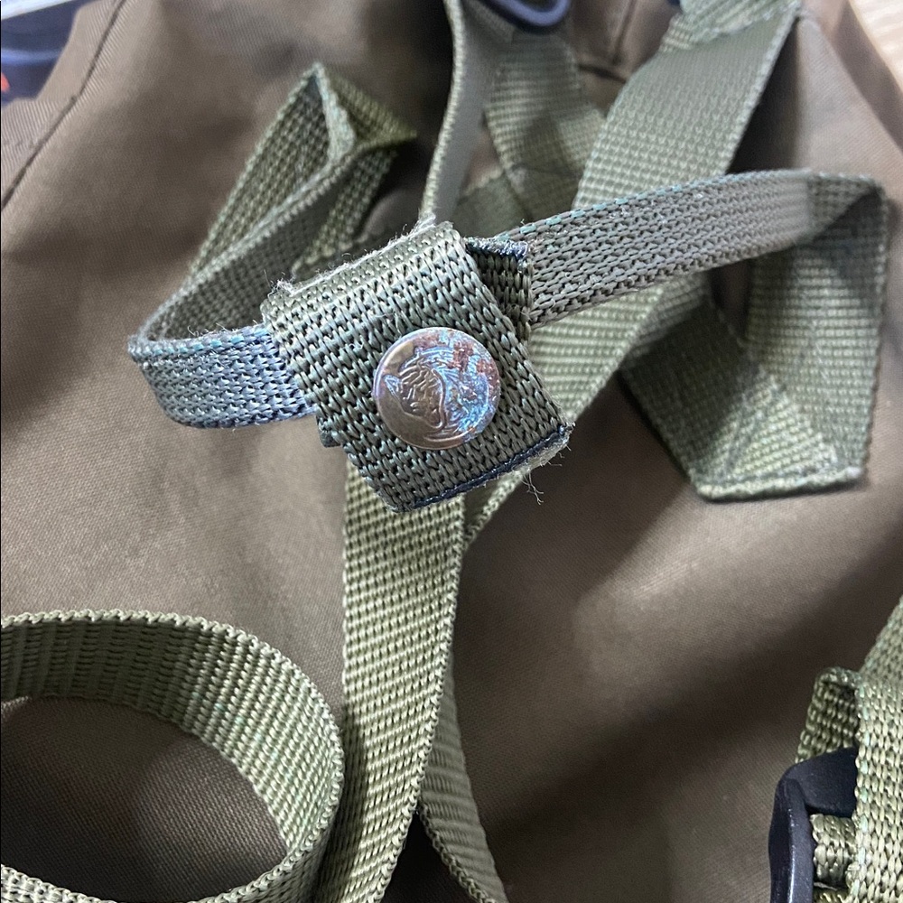 Kånken Mini Backpack - Dark Olive - Picture 8 of 8